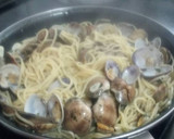 Foto del paso 5 de la receta: Pasta con almejas