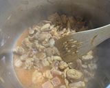 Foto del paso 4 de la receta: Pollo con alcachofas y vino blanco