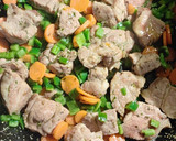 Foto del paso 2 de la receta: Guiso de magro de cerdo