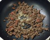 A picture of step 1 of Tomato Beef with Mushrooms ♥ Ground Beef 3.
