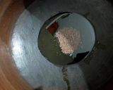 A picture of step 2 of Ragda Patties Chaat.