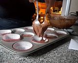 Foto del paso 3 de la receta: Cupcakes de Turrón de Suchard con Buttercream de Café (Navidad)