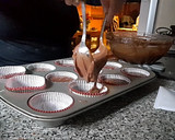 Foto del paso 3 de la receta: Cupcakes de Turrón de Suchard con Buttercream de Café (Navidad)