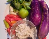 Foto langkah ke 1 dari resep Sambal Terong Kemangi Teri Medan ala dapur rumah 😋.