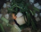 Foto langkah ke 5 dari resep Sop ayam sayur.