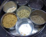 தக்காளி கிரேவி(Thakkali gravy recipe in tamil) ரெசிபி ஸ்டேப் 1 புகைப்படம்