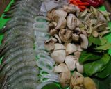 Foto langkah ke 1 dari resep Tom Yam Goong.
