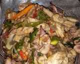 Foto langkah ke 10 dari resep Oseng-oseng mercon cumi asin feat tempe.