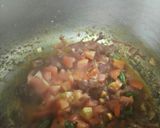 صورة لخطوة 3 من وصفة كبسة تونة سريعه للعزابية والرحلات 😋