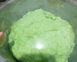 Foto langkah ke 3 dari resep Cinnamon Roll Pandan Tanpa Ulen (Minyak).