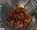 Foto langkah ke 3 dari resep #818. Sambal Goreng Ikan Asin Crispy.