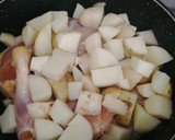 Foto del paso 2 de la receta: Pollo a la cacerola 🍅🍗🥔 (muy fácil y rápido)