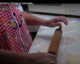 Foto del paso 4 de la receta: Torrejas o buñuelos Venezolanos