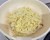 Foto langkah ke 3 dari resep Mie goreng sawi (tanpa minyak).