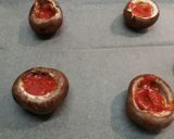 Foto del paso 2 de la receta Champiñones portobello pizza