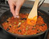 Olívás-szardellás spagetti recept fázis 5 fotója