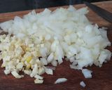 Foto del paso 2 de la receta: Guiso de arvejitas partidas