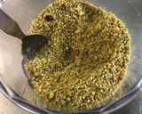 Une image de l'étape 4 de Tarte renversée prunes et pistaches.