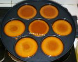 Foto langkah ke 8 dari resep Bolu Karamel Mini.