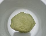 Foto langkah ke 2 dari resep Donat Jadul Matcha Ekonomis.