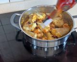 Foto del paso 6 de la receta: Rape en salsa de zanahorias, langostinos y arándanos