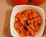 देशी स्टाइल टमाटर सलाद (Desi style tamatar salad recipe in hindi) रेसिपी चरण 3 फोटो