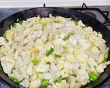 Foto del paso 1 de la receta: Paella de coliflor y bacalao