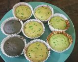 Foto del paso 3 de la receta: Cupcakes de colores monstruosos de vainilla