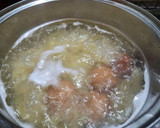 Foto del paso 1 de la receta: Fideos con choclo y huevo