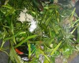 Foto langkah ke 7 dari resep Kangkung Masak Kerang Ijo.