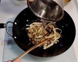 肉絲炒麵的食譜步驟13照片