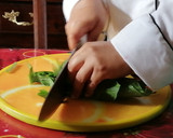 Foto del paso 3 de la receta: Ensalada de espinacas y betabel con aderezo de naranja 🍊