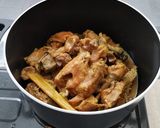 Foto langkah ke 3 dari resep Ayam Solo Becek ala Victoria.