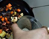 A picture of step 5 of #Winter pickle.