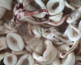 Gambar langkah 3 resipi Sambal Sotong Bersantan.