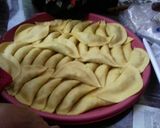 Foto langkah ke 4 dari resep Pastel isi kentang wortel dan makaroni ayam susu.