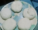 A picture of step 5 of Pyaaz ki kachori.
