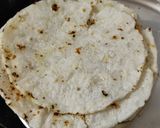 A picture of step 7 of Bhakari of rice flour.