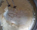 Foto langkah ke 1 dari resep Marmer buttercake versi ekonomis (full margarin).