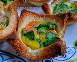 A picture of step 4 of Egg bread muffins.