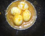 A picture of step 2 of Anda curry.