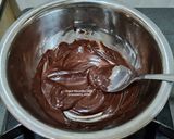Foto langkah ke 1 dari resep Bolu Kukus Marmer Pandan Cokelat.