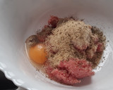 Foto del paso 3 de la receta: Albondigón de aguja de cerdo con tomate