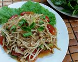 รูปขั้นตอนการทำที่ 4 ของ ยำเห็ดเข็มทองวุ้นเส้น #ทำครัวง่ายๆbyจุไรรัตน์