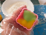 Snowskin mooncake