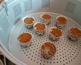 Foto langkah ke 6 dari resep Bolu kukus gula merah.