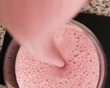 Une image de l'étape 5 de Milkshake fraises pistaches 🍓.