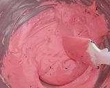 Foto langkah ke 4 dari resep (038). Bolu Kukus Semangka.
