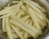 પેરીપેરી ફ્રેન્ચ ફ્રાઇસ(Periperi french fries recipe in Gujarati) રેસીપી સ્ટેપ1ફોટો