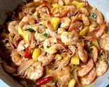 Foto langkah ke 5 dari resep Udang Saus Asam Manis.